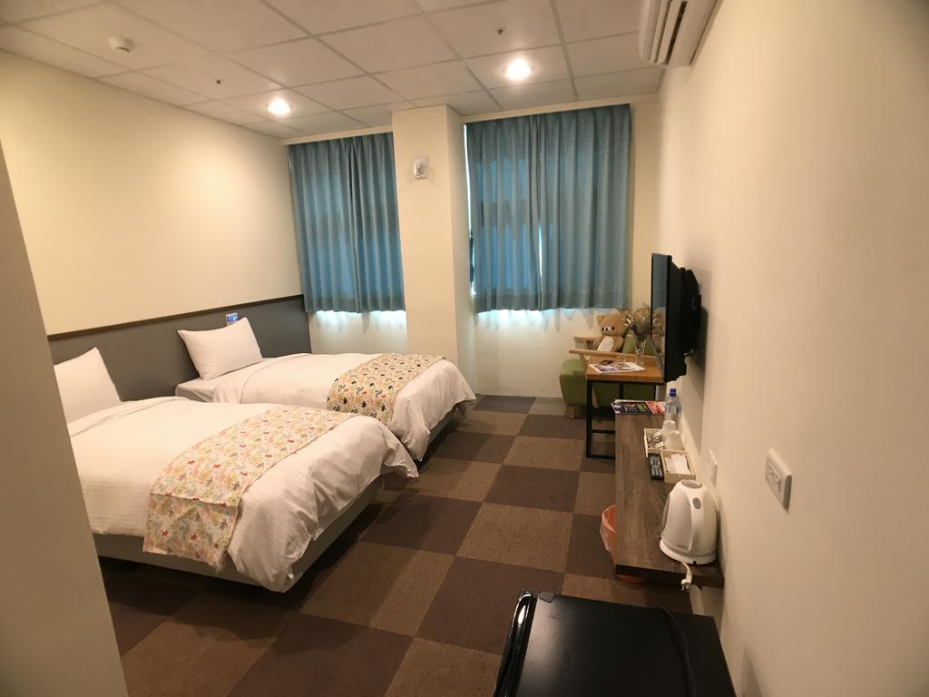 长缇都会商务旅馆 中坜 外观 照片