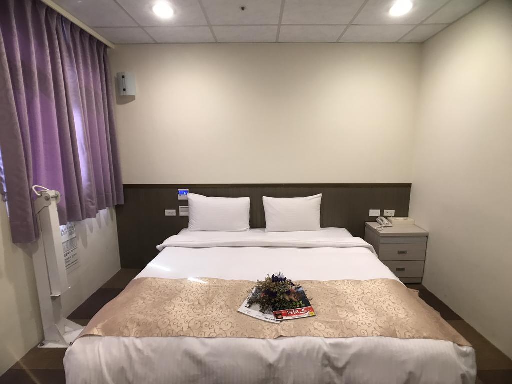 长缇都会商务旅馆 中坜 外观 照片